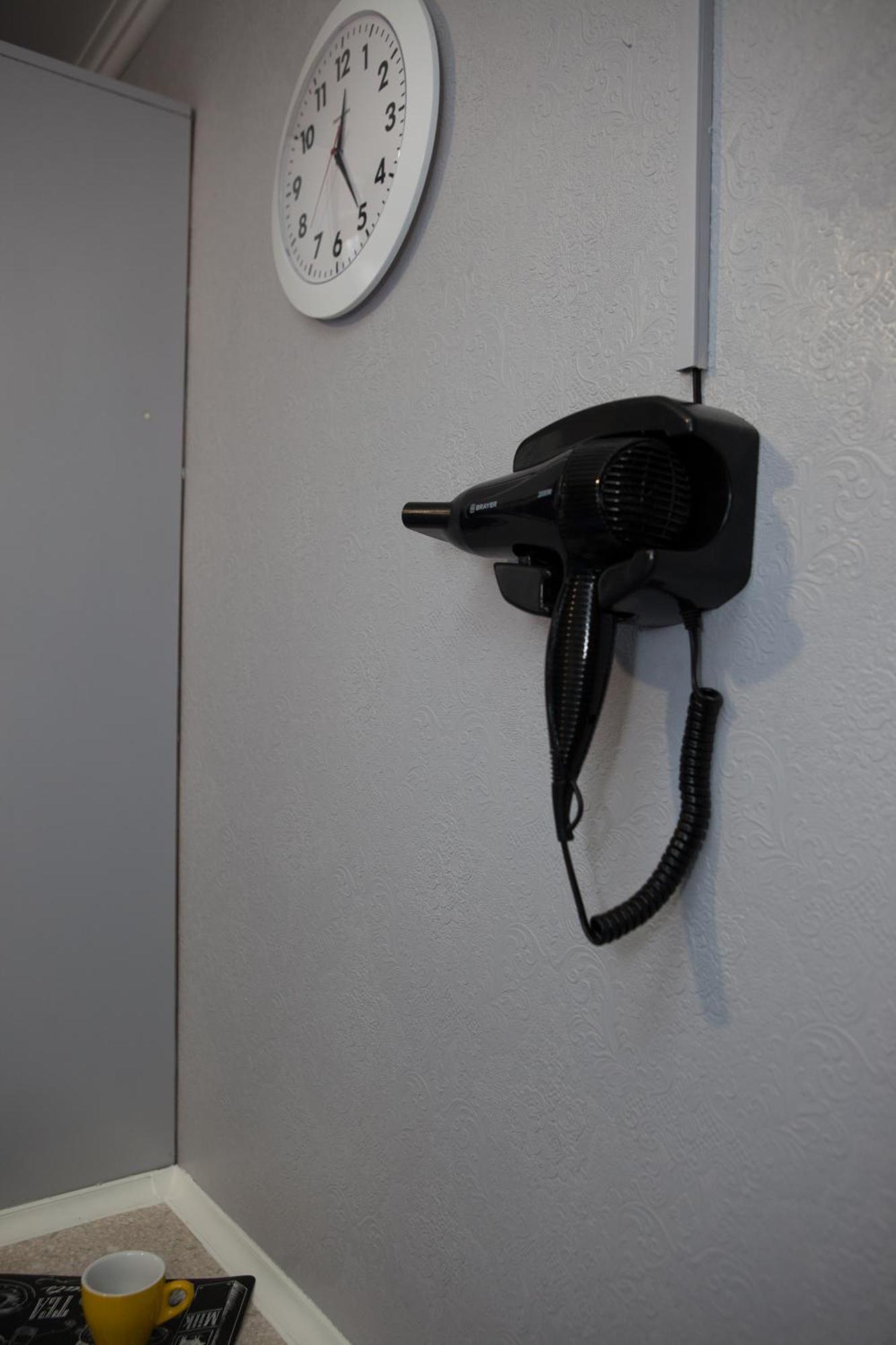 Almatyda На Басенова Apartamento Quarto foto