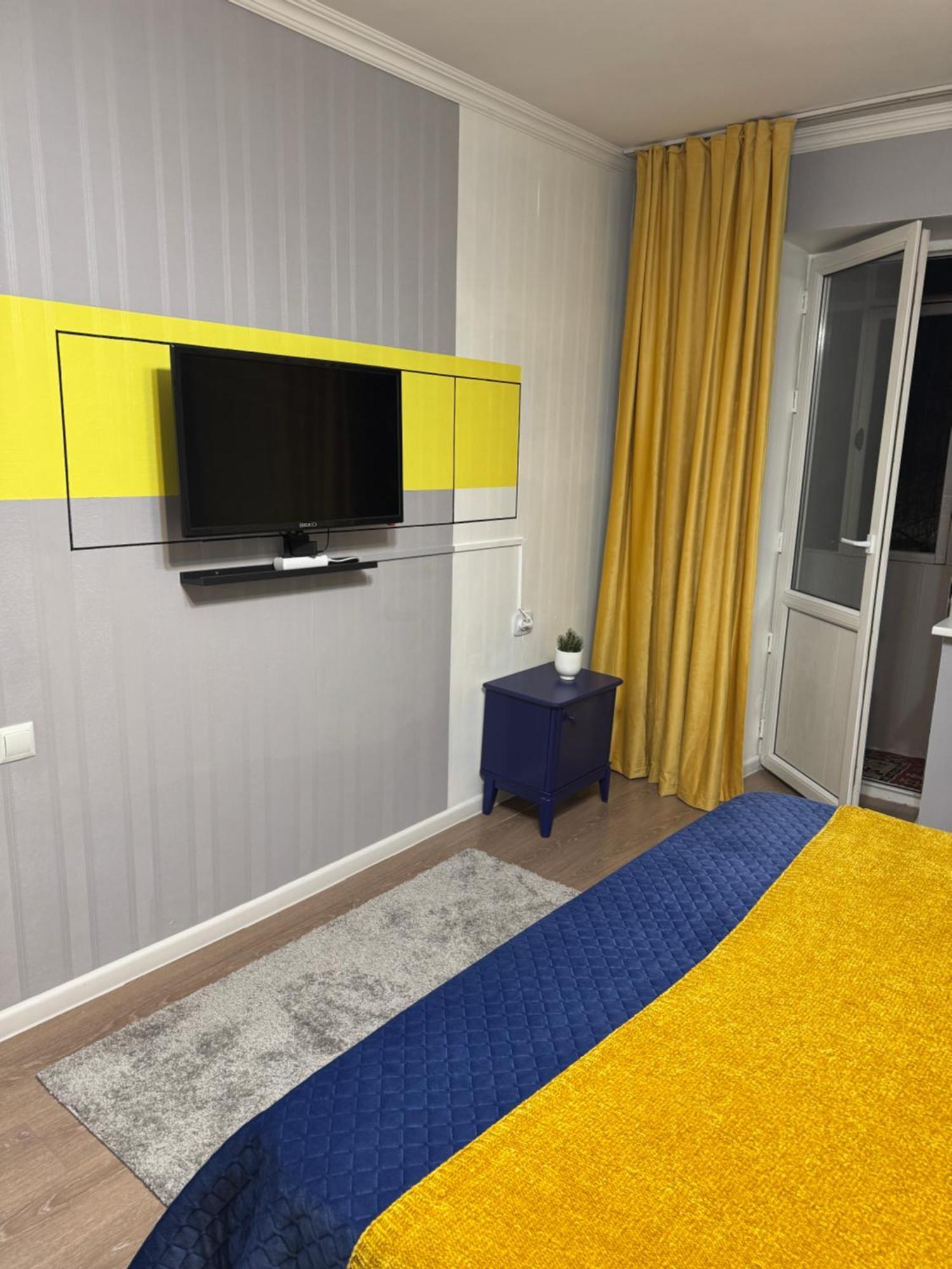 Almatyda На Басенова Apartamento Quarto foto